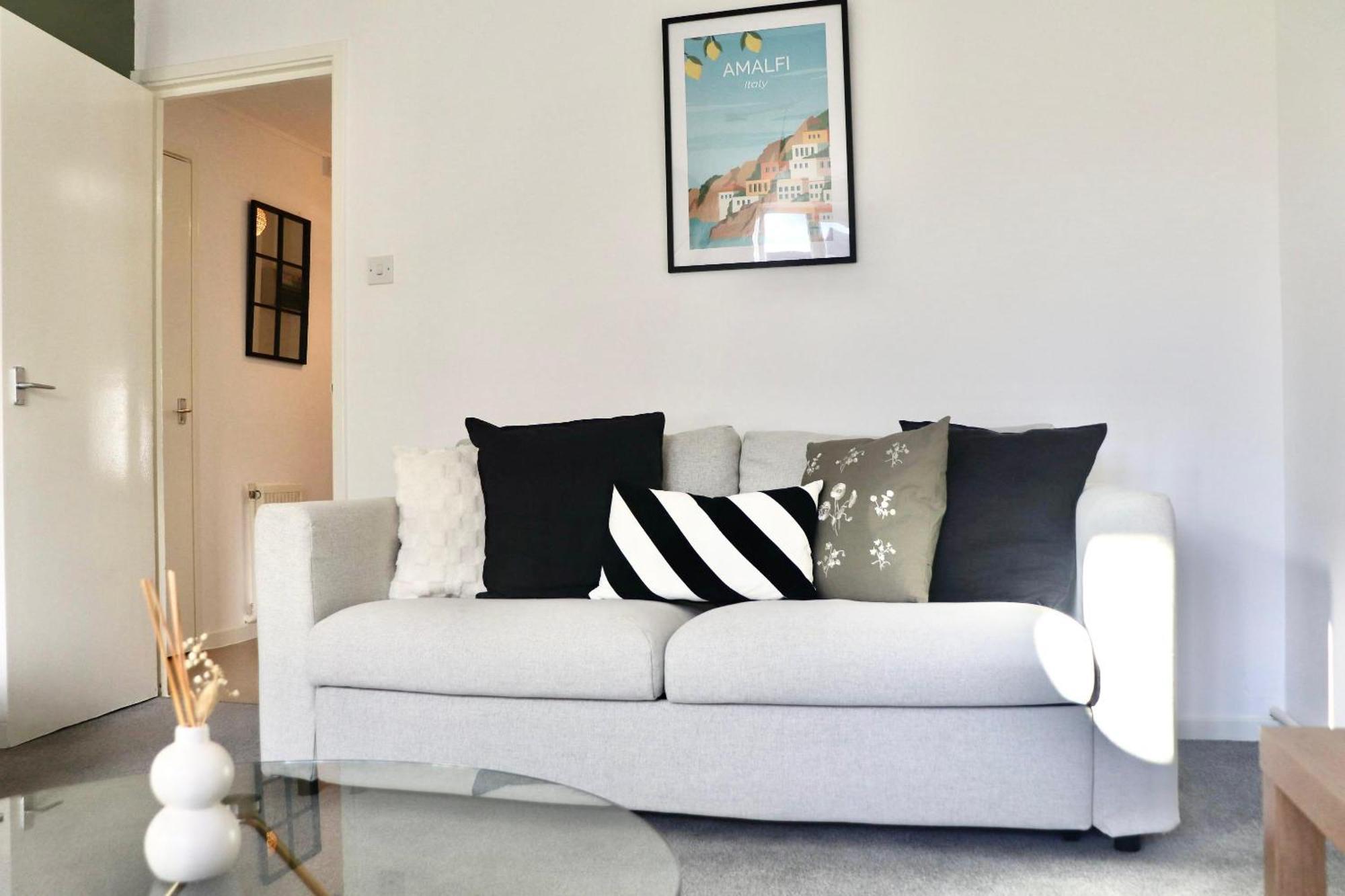 Stunning Apartment, Sleeps 4, Central London, 1 Bedroom, Zone 1, Kennington - Open For Business Stays, Long Stays And Families Relocating 外观 照片
