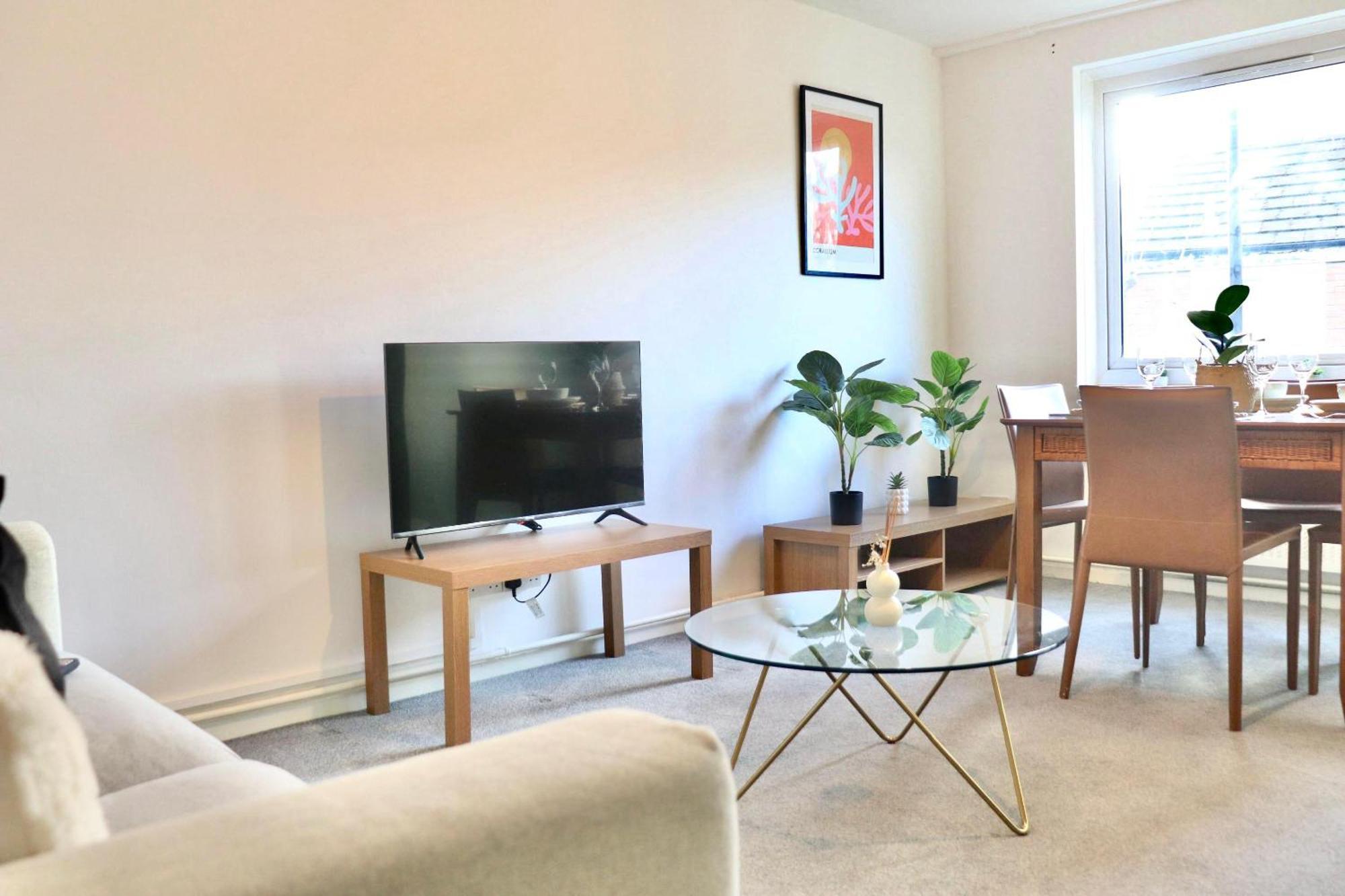 Stunning Apartment, Sleeps 4, Central London, 1 Bedroom, Zone 1, Kennington - Open For Business Stays, Long Stays And Families Relocating 外观 照片
